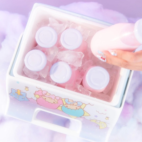 Sanrio Twin Star Igloo Cooler - Lunch Box - Picture 3 of 3